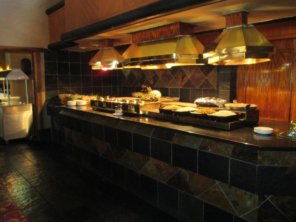 African Sky Hotels - Pine Lake Inn Witrivier Buitenkant foto