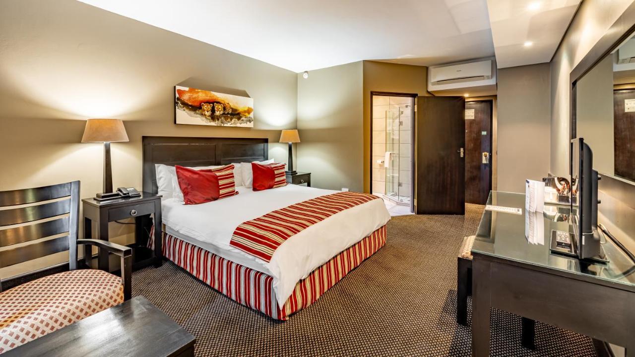 African Sky Hotels - Pine Lake Inn Witrivier Buitenkant foto