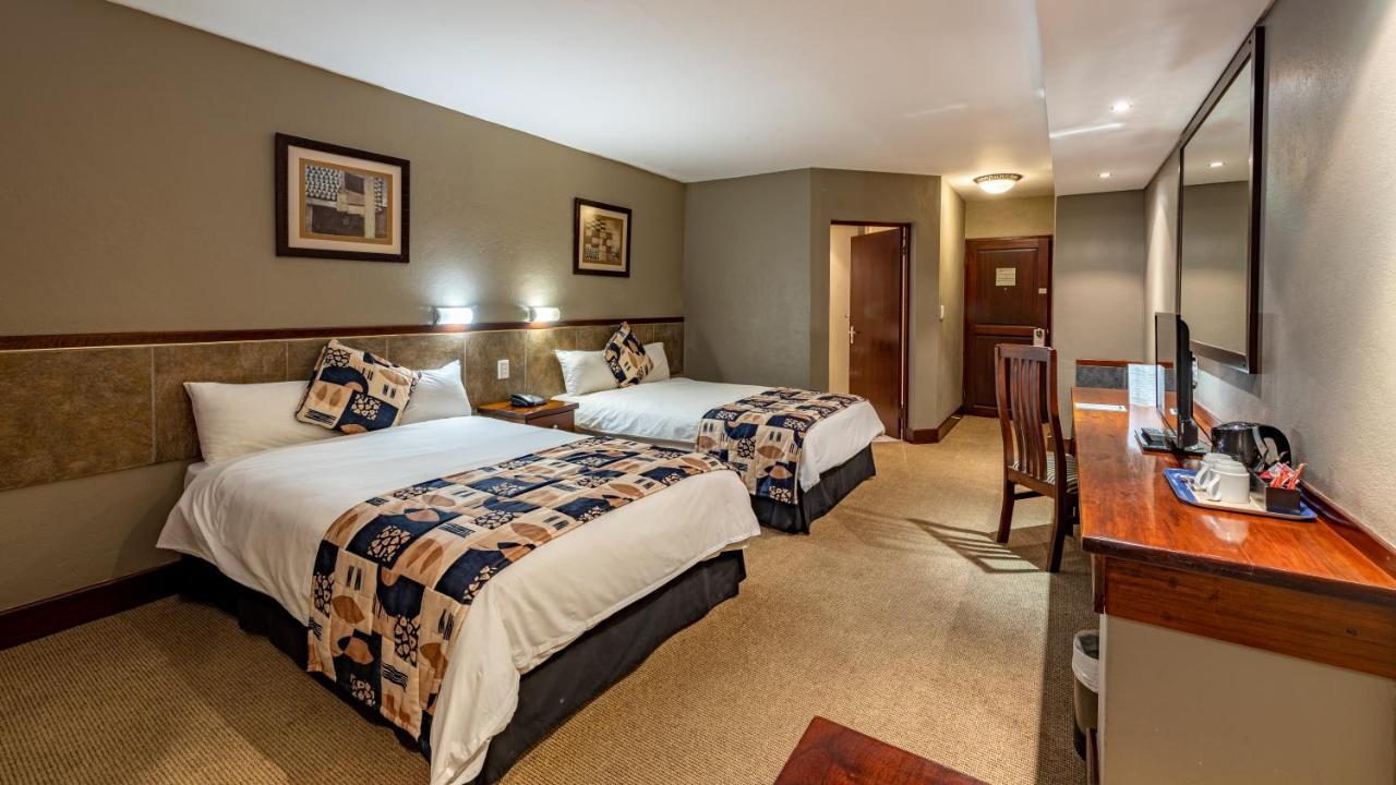 African Sky Hotels - Pine Lake Inn Witrivier Buitenkant foto