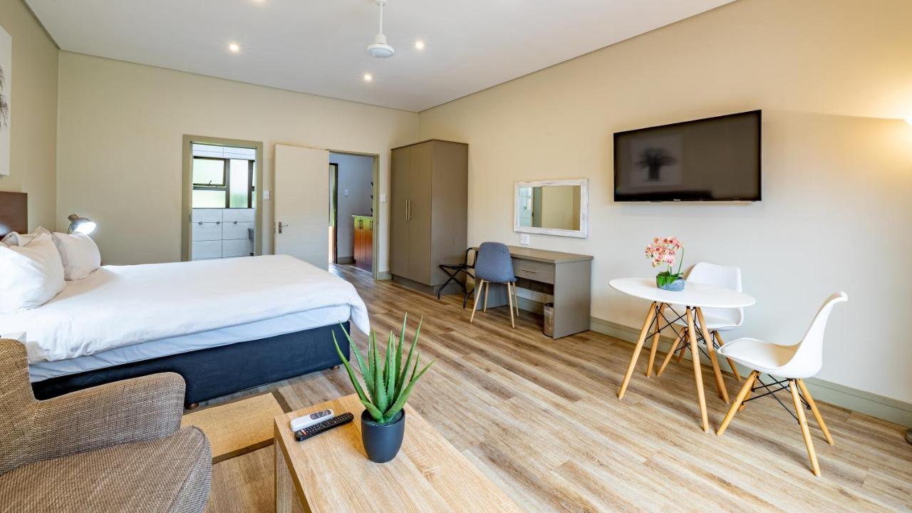 African Sky Hotels - Pine Lake Inn Witrivier Buitenkant foto
