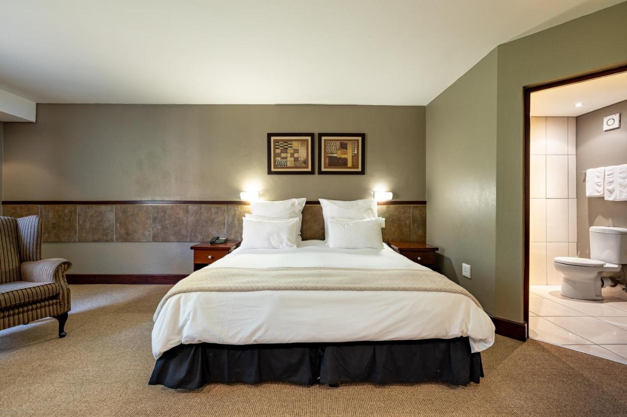 African Sky Hotels - Pine Lake Inn Witrivier Buitenkant foto