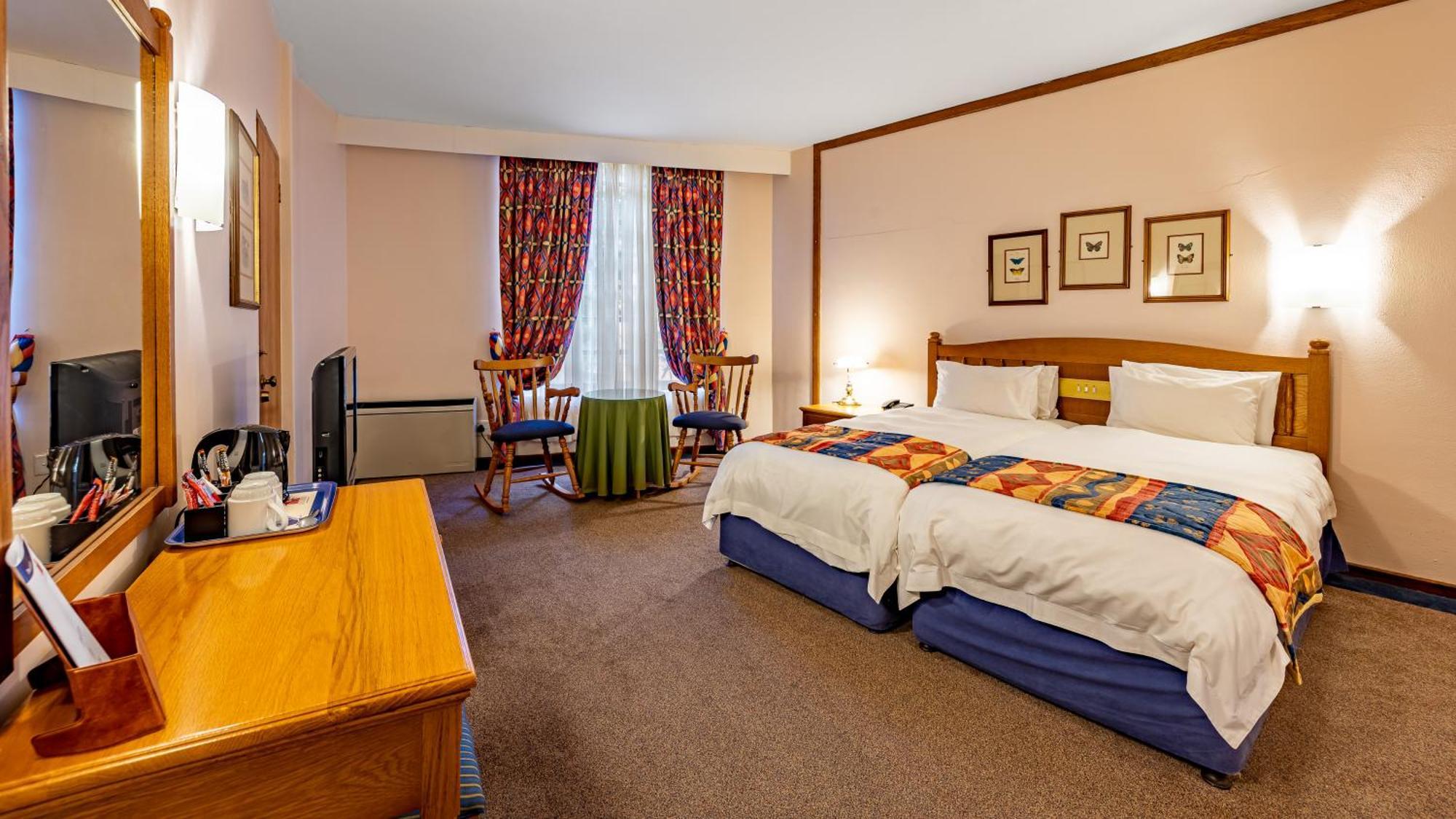 African Sky Hotels - Pine Lake Inn Witrivier Buitenkant foto