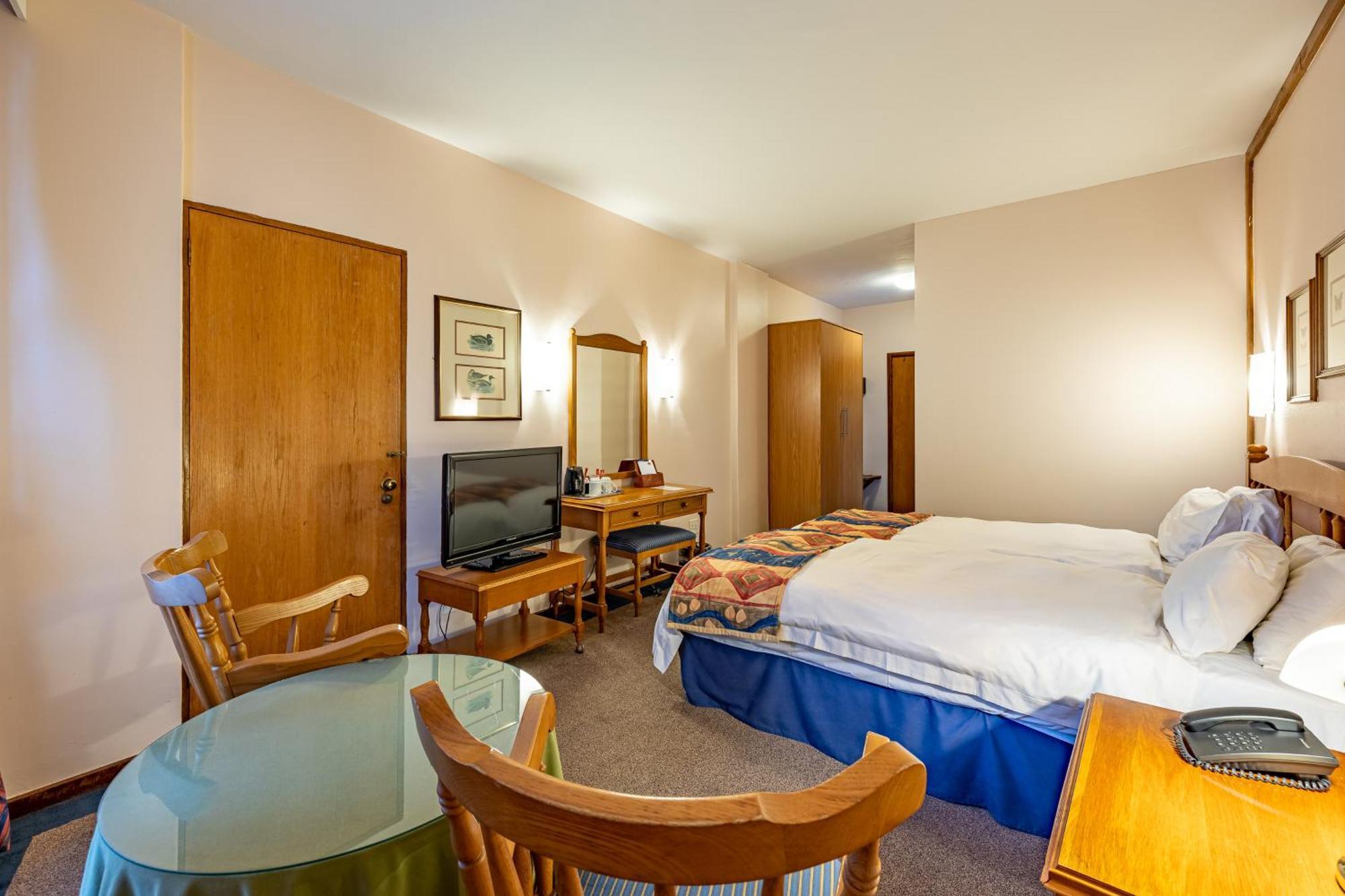 African Sky Hotels - Pine Lake Inn Witrivier Buitenkant foto