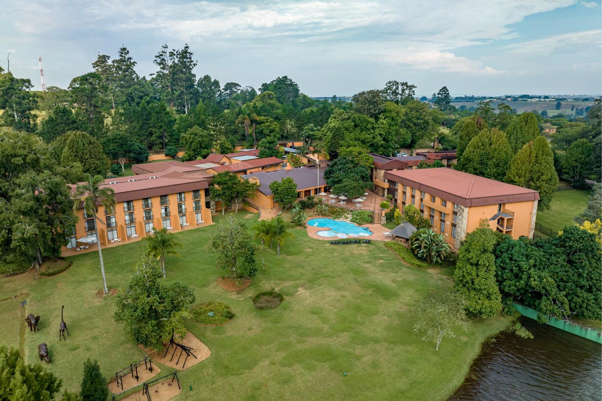 African Sky Hotels - Pine Lake Inn Witrivier Buitenkant foto