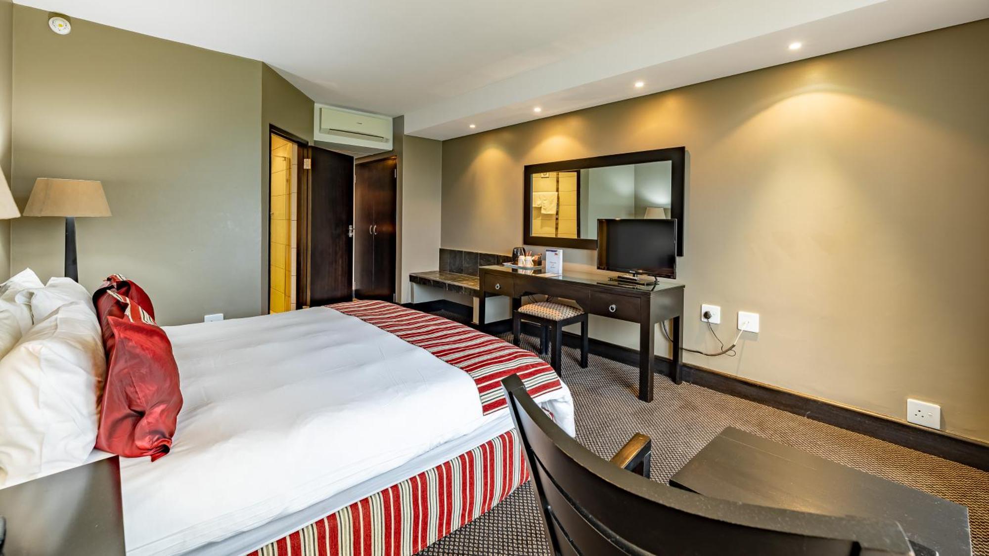 African Sky Hotels - Pine Lake Inn Witrivier Buitenkant foto