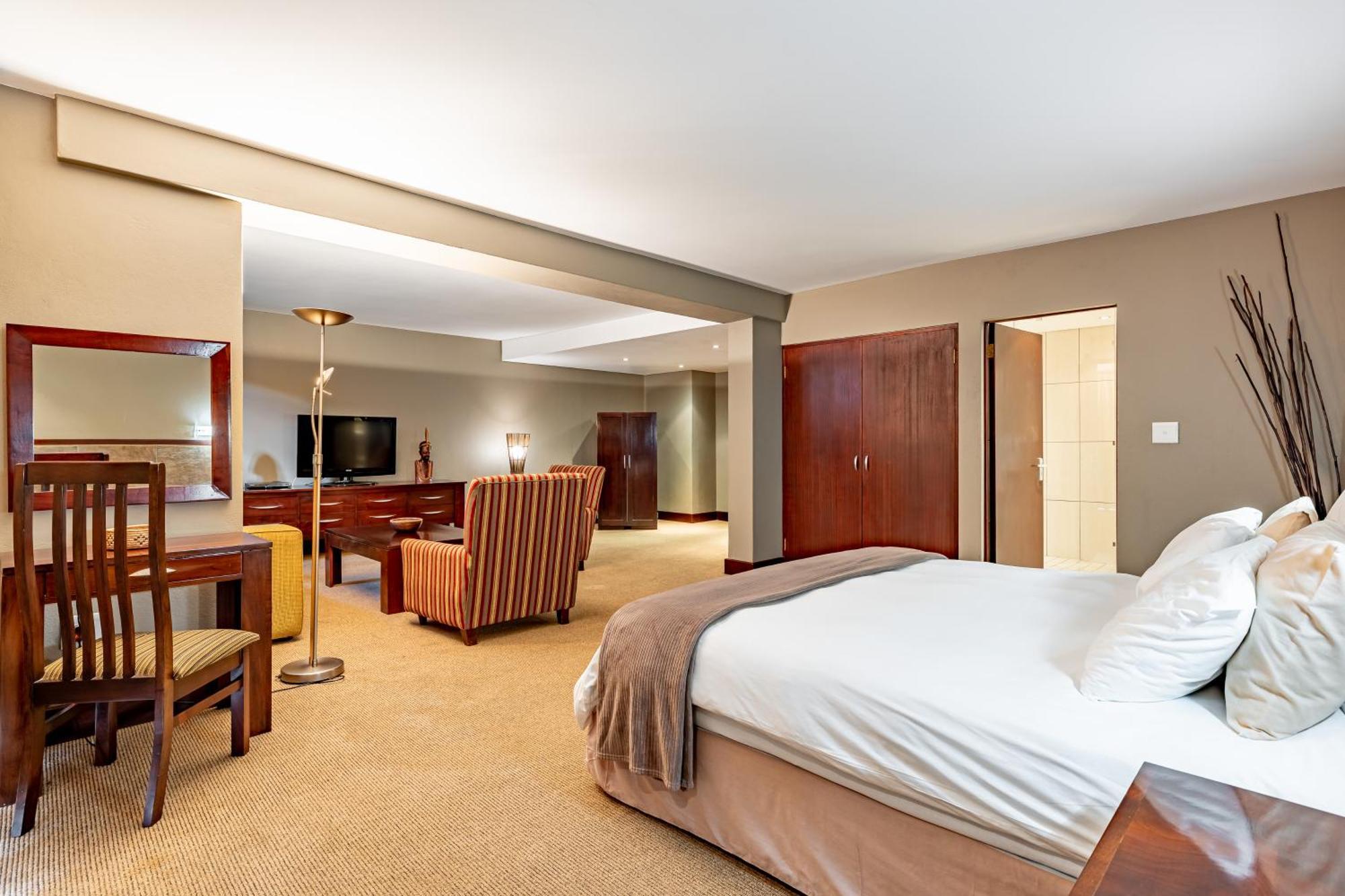 African Sky Hotels - Pine Lake Inn Witrivier Buitenkant foto