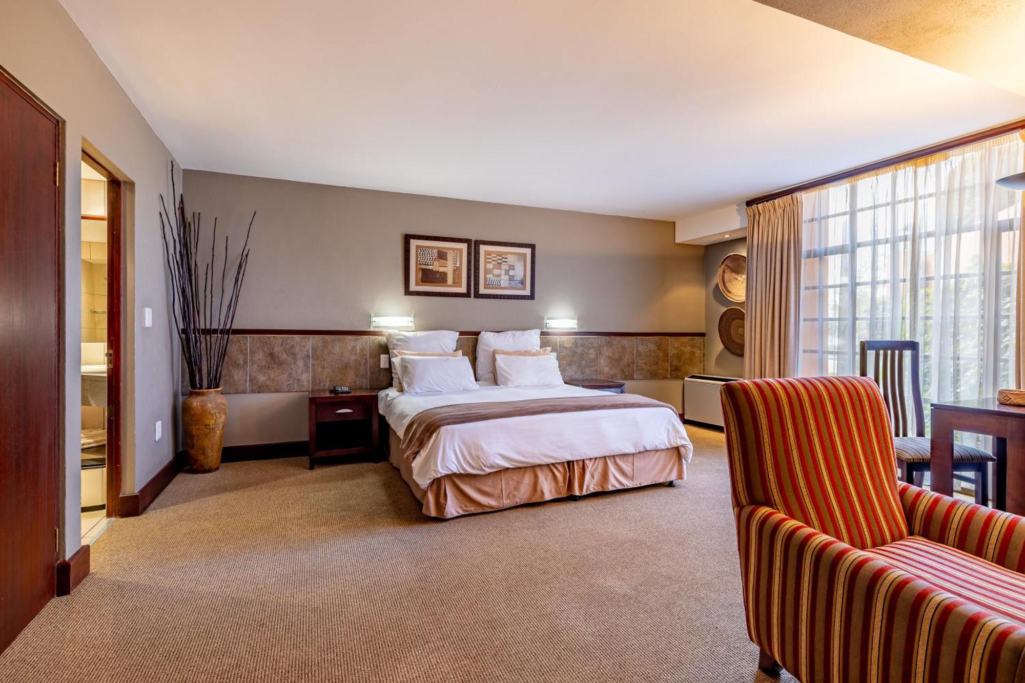African Sky Hotels - Pine Lake Inn Witrivier Buitenkant foto